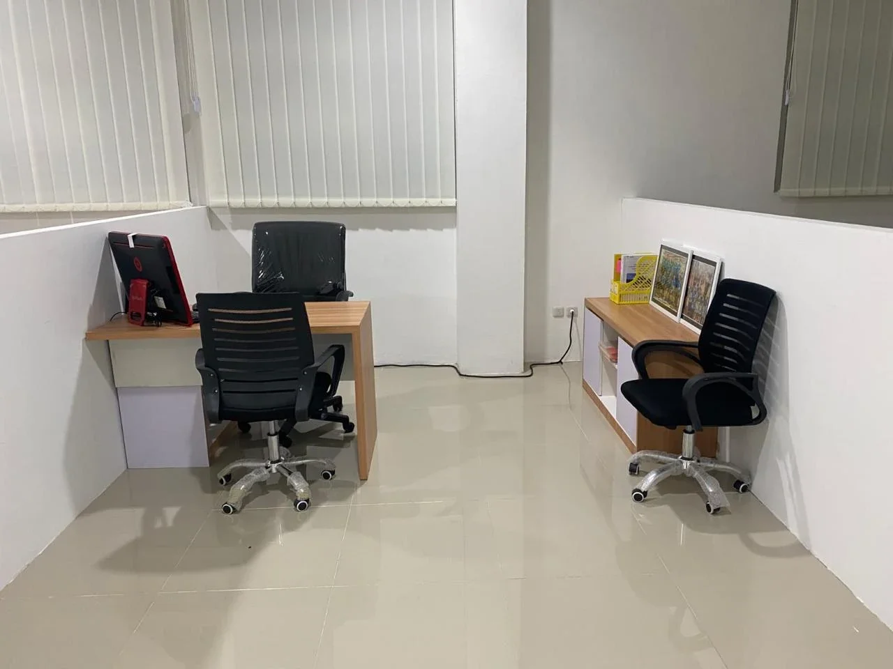 Gedung PLN MAMUJU — Pelaksanaan Interior 4